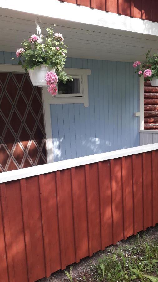Draenggardens Stuga Pa Genuin Raettviksgard Boda  Buitenkant foto